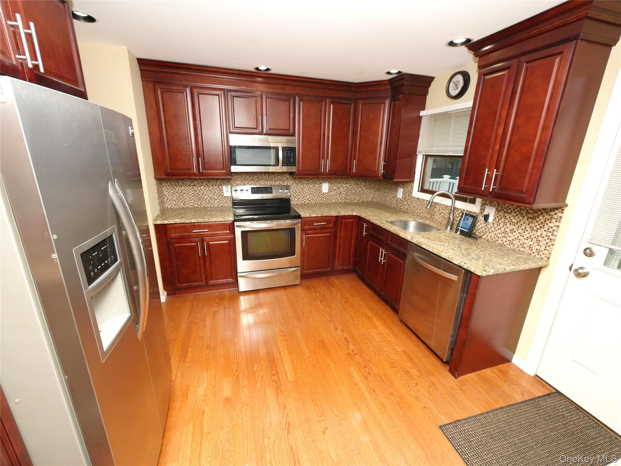 #9 photo, 20 Whitestone Road, サフォーク郡 Sound Beach , NY 11789