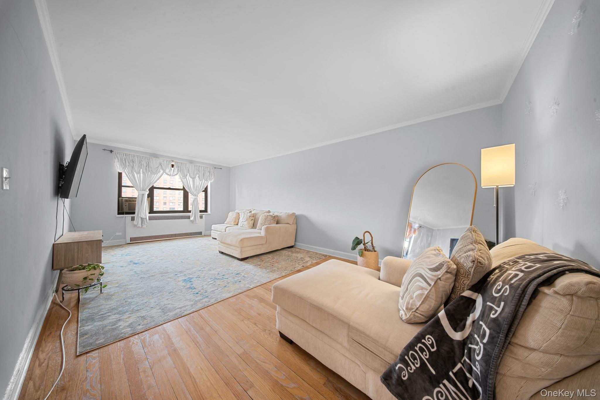 #9 photo, 98-120 Queens Boulevard, クイーンズ区 Rego Park , NY 11374