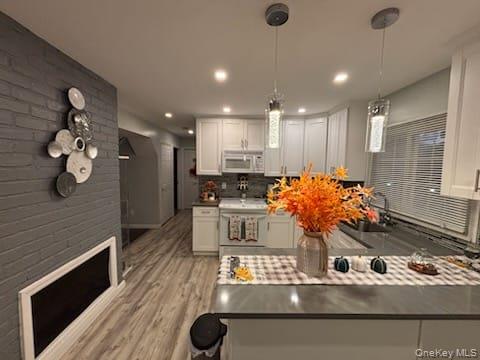 #10 photo, 25 Arcadia Lane, Hicksville , NY 11801