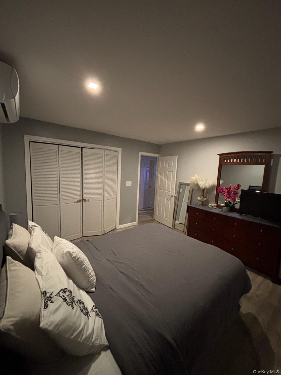 #14 photo, 25 Arcadia Lane, Hicksville , NY 11801