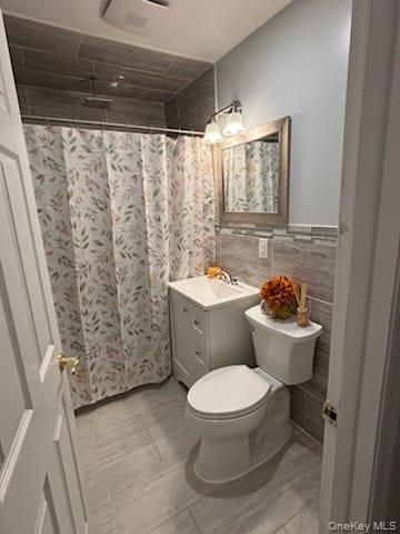 #6 photo, 25 Arcadia Lane, Hicksville , NY 11801