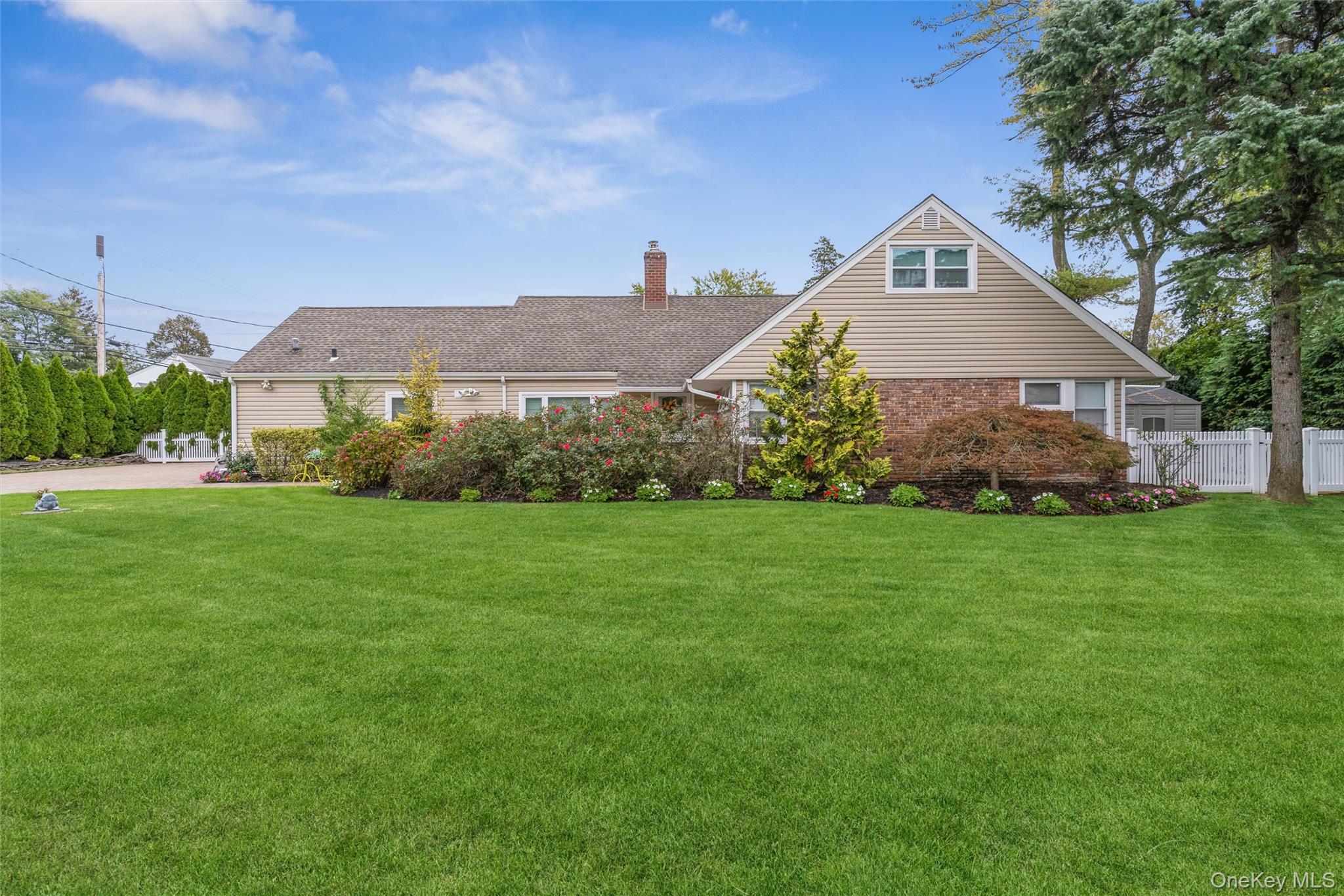 #2 photo, 262 Channon Road, ナッソー郡 Hewlett Harbor , NY 11557