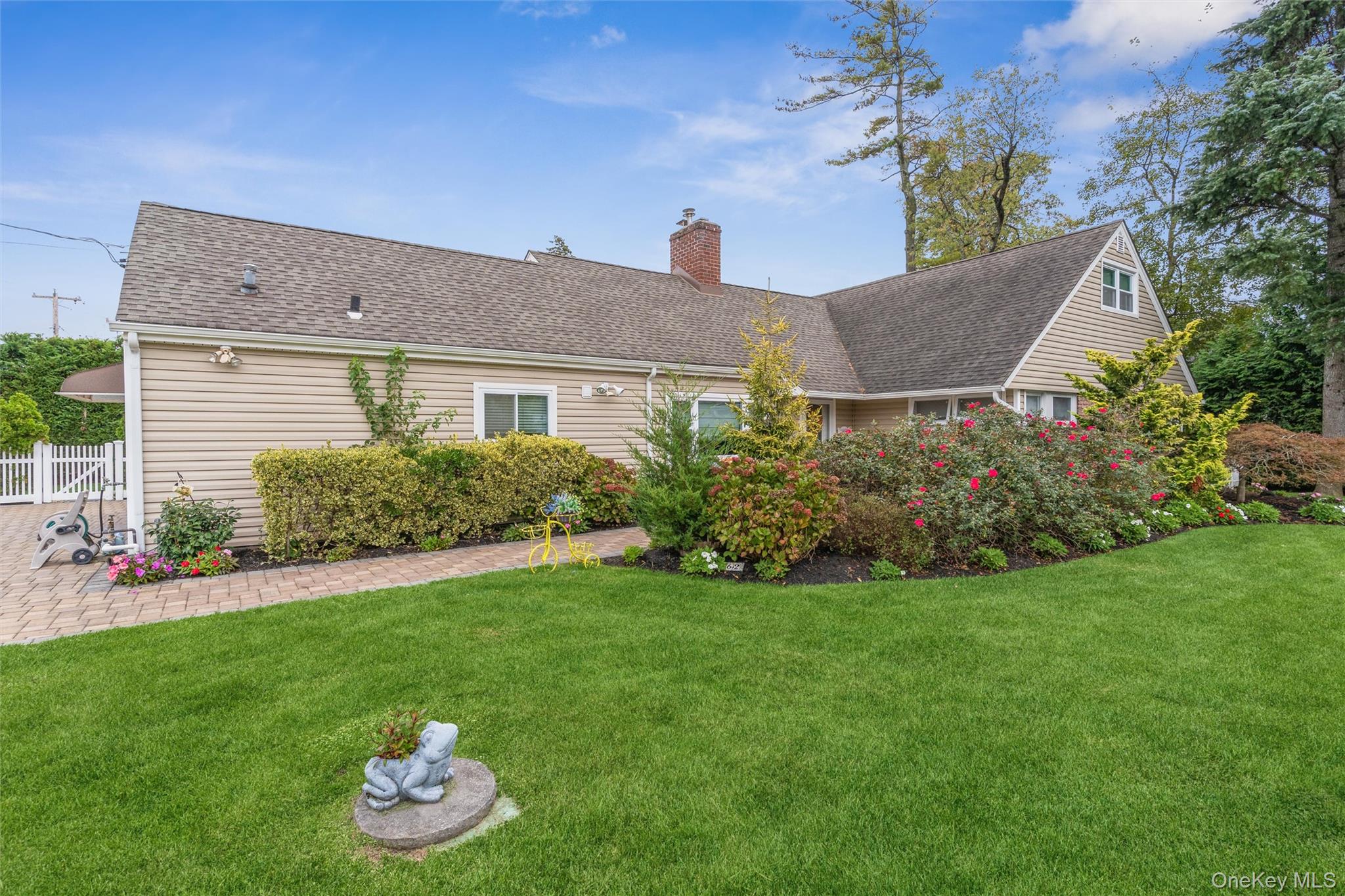 #3 photo, 262 Channon Road, ナッソー郡 Hewlett Harbor , NY 11557