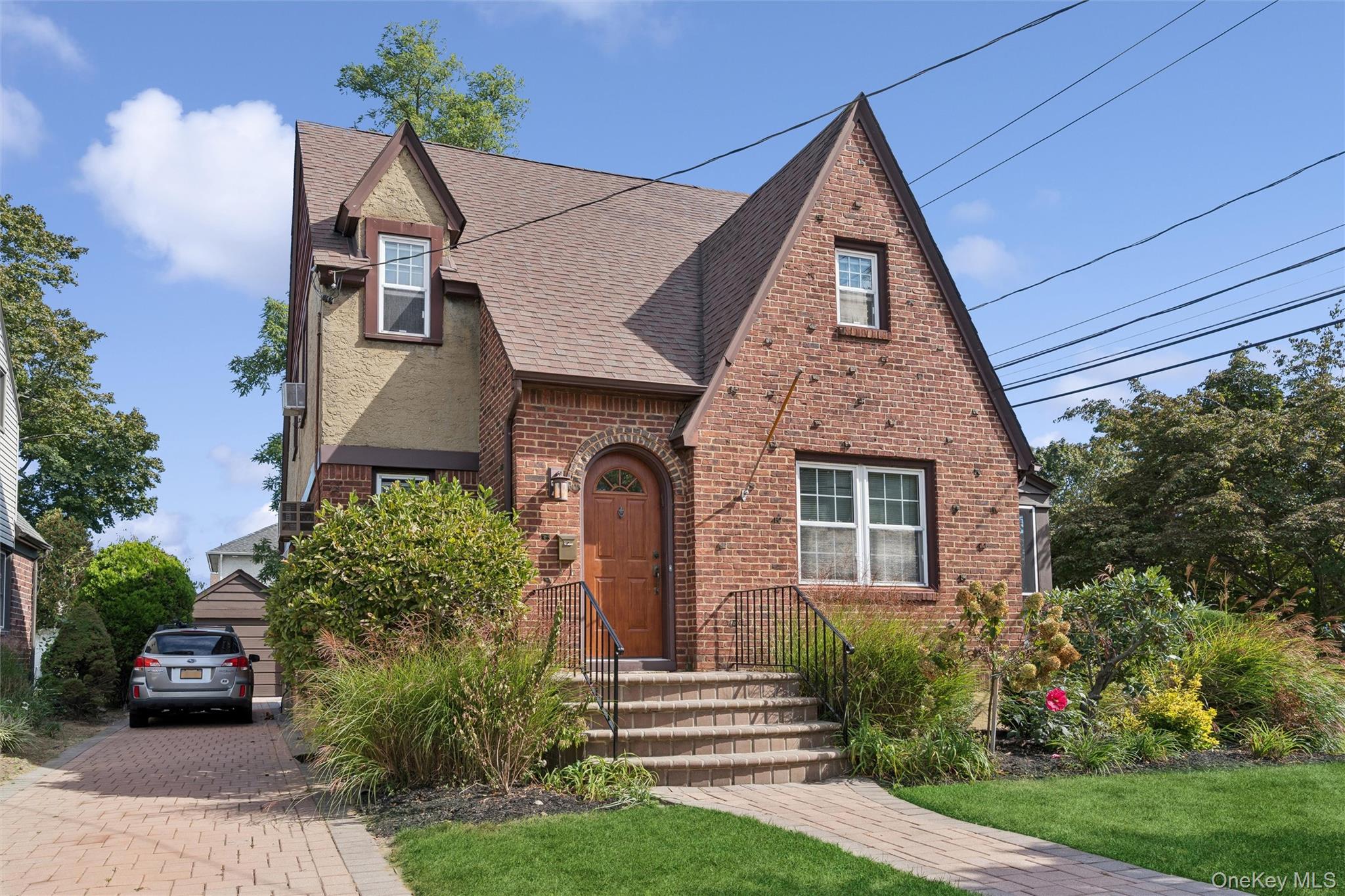 #1 photo, 9 Troy Place, Merrick , NY 11566