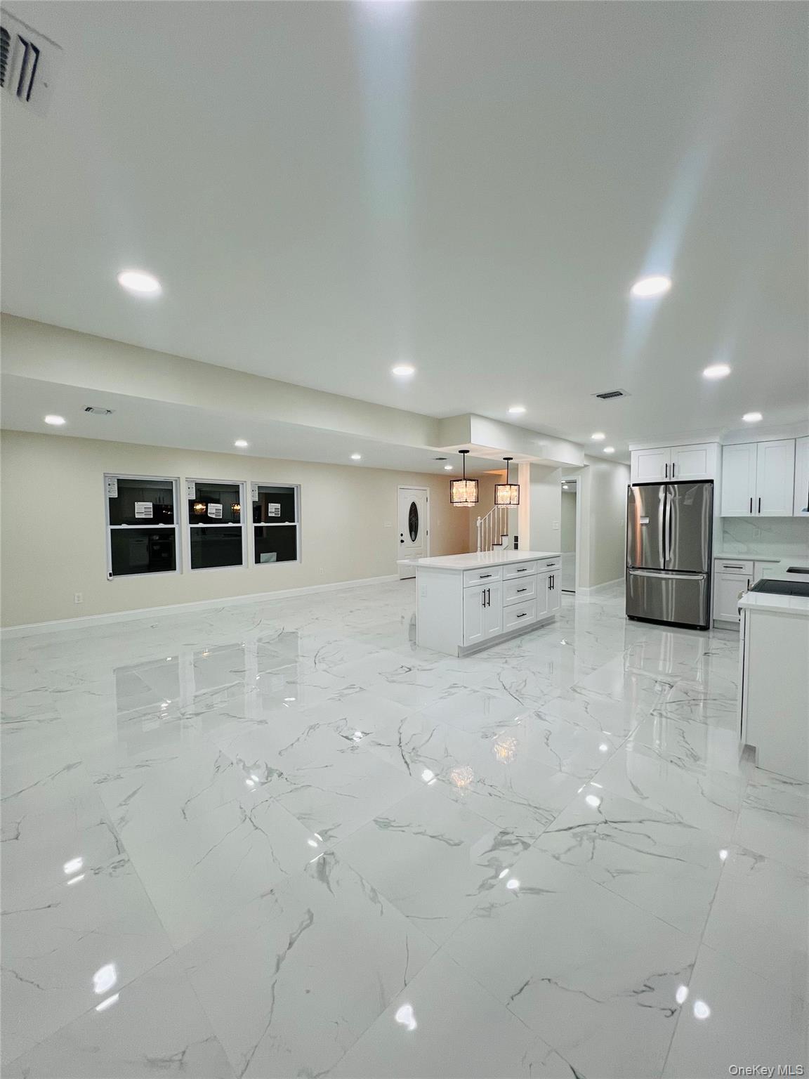 #5 photo, 107 Sequoia Drive, Coram , NY 11727