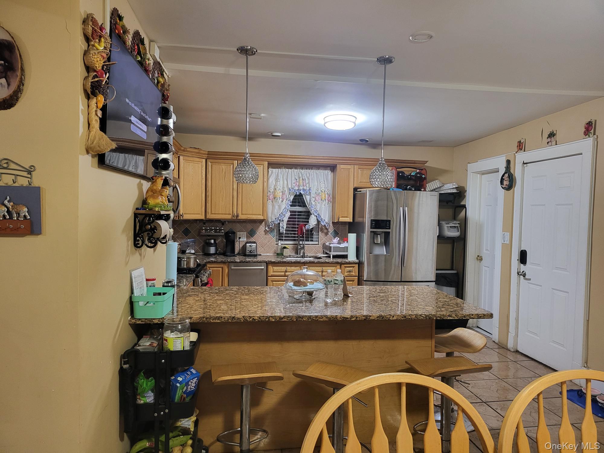 #11 photo, 61 Wheeler Road, सफ़ोक काउंटी Central Islip , NY 11722