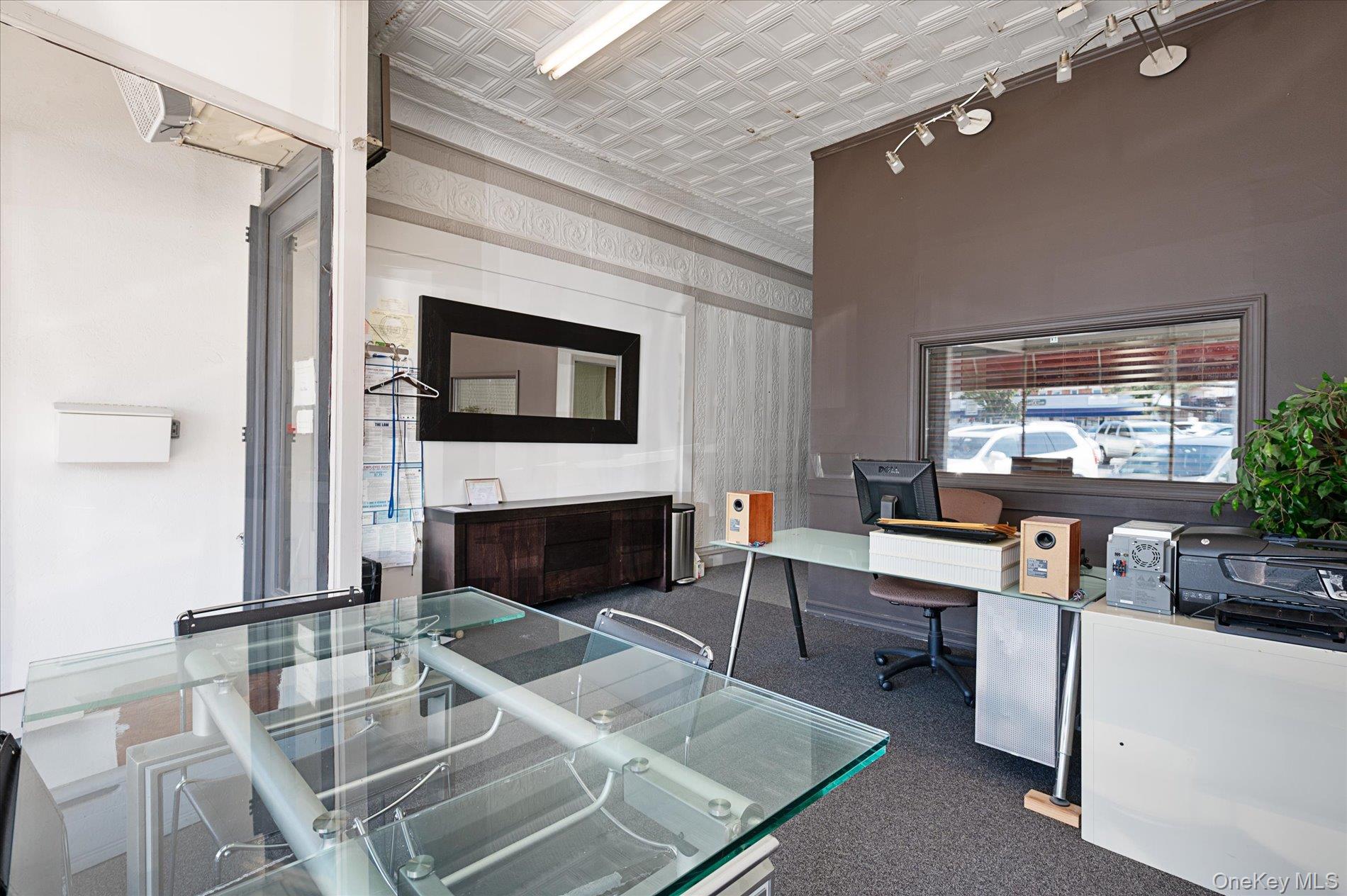 #7 photo, 8-12 Railroad Avenue, ナッソー郡 Glen Head , NY 11545