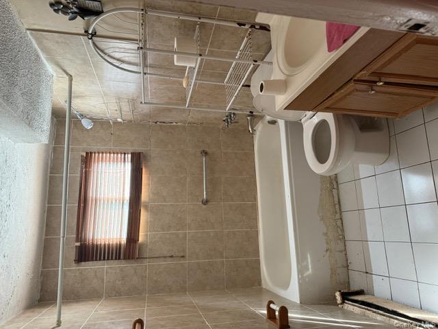 #6 photo, 120 Lockwood Avenue, Huntington , NY 11746