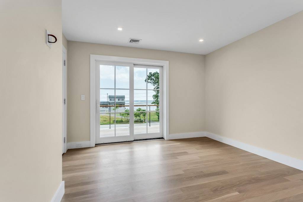 #32 photo, 285 Blue Marlin Drive, サフォーク郡 Southold , NY 11971