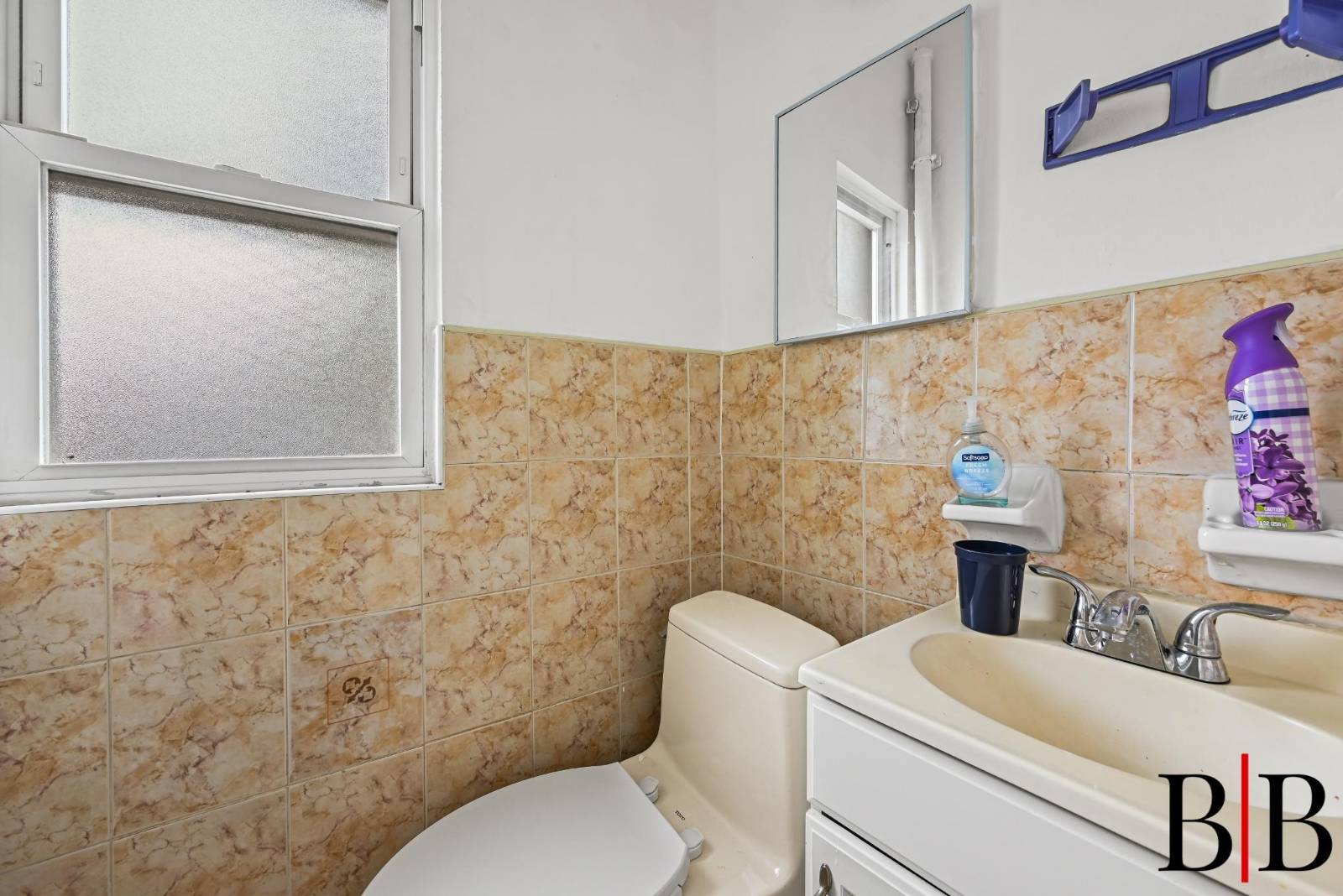 #9 photo, 9301 Avenue L, Canarsie , NY 11236