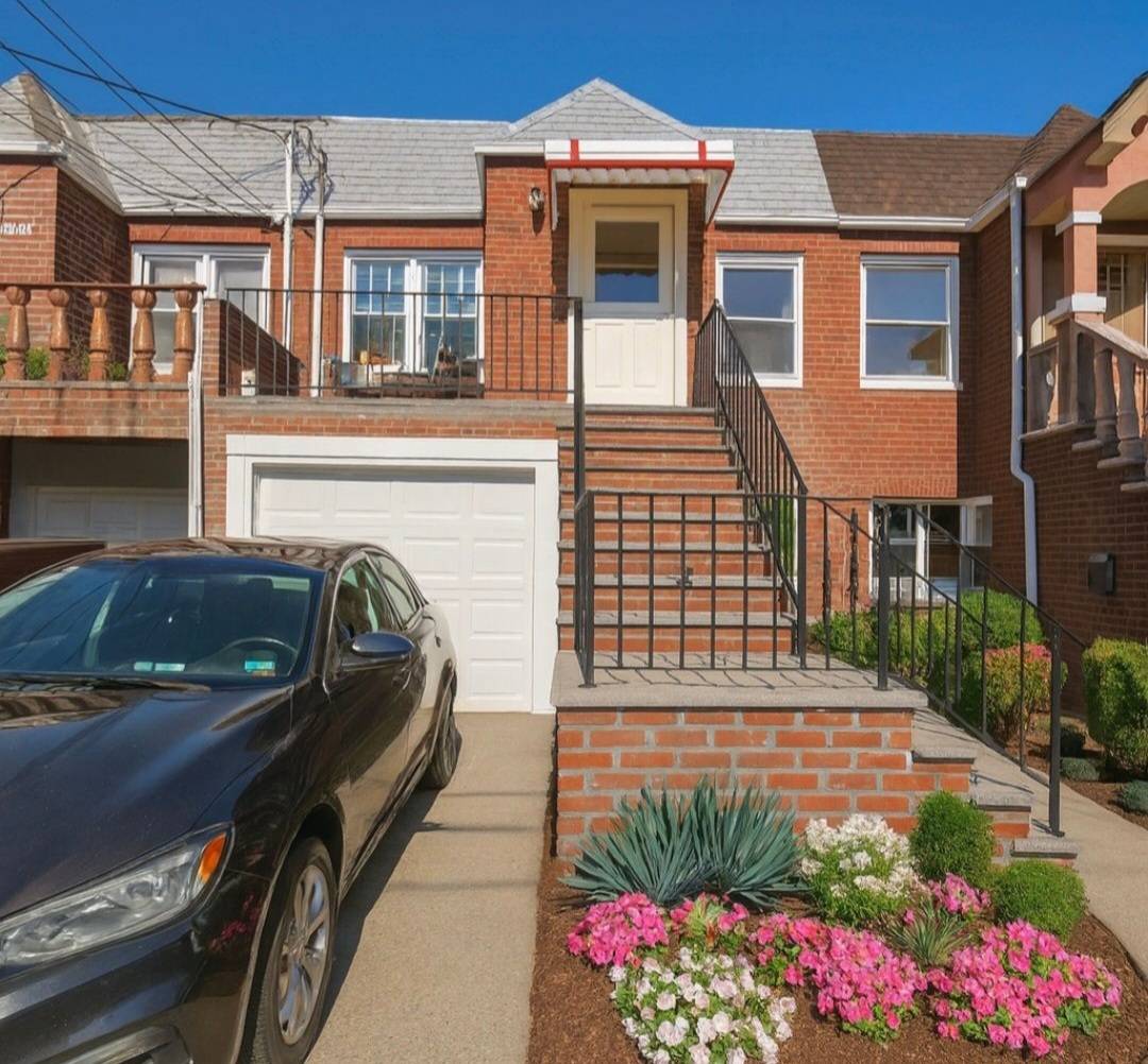 #1 photo, 9805 Seaview Ave, Canarsie , NY 11236