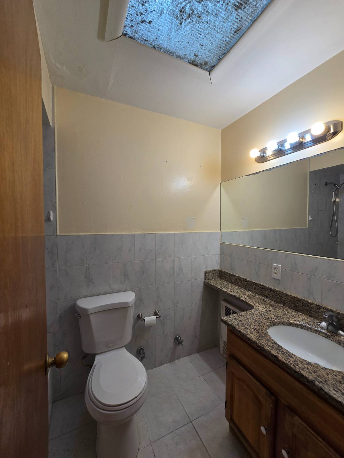 #6 photo, 9805 Seaview Ave, Canarsie , NY 11236