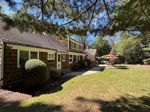 #5 photo, 32 Hitherbrook Road, Saint James , NY 11780