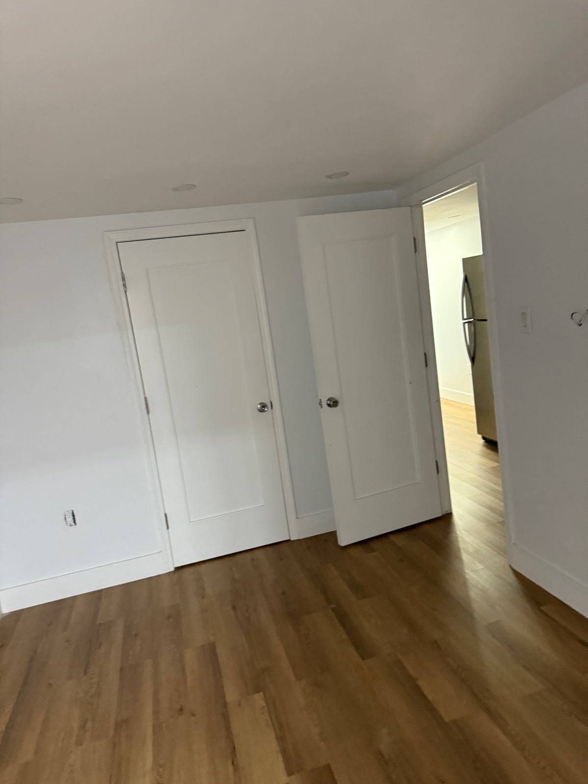 #4 photo, 10XX east 230 STREET, #1, East Bronx , NY 10466