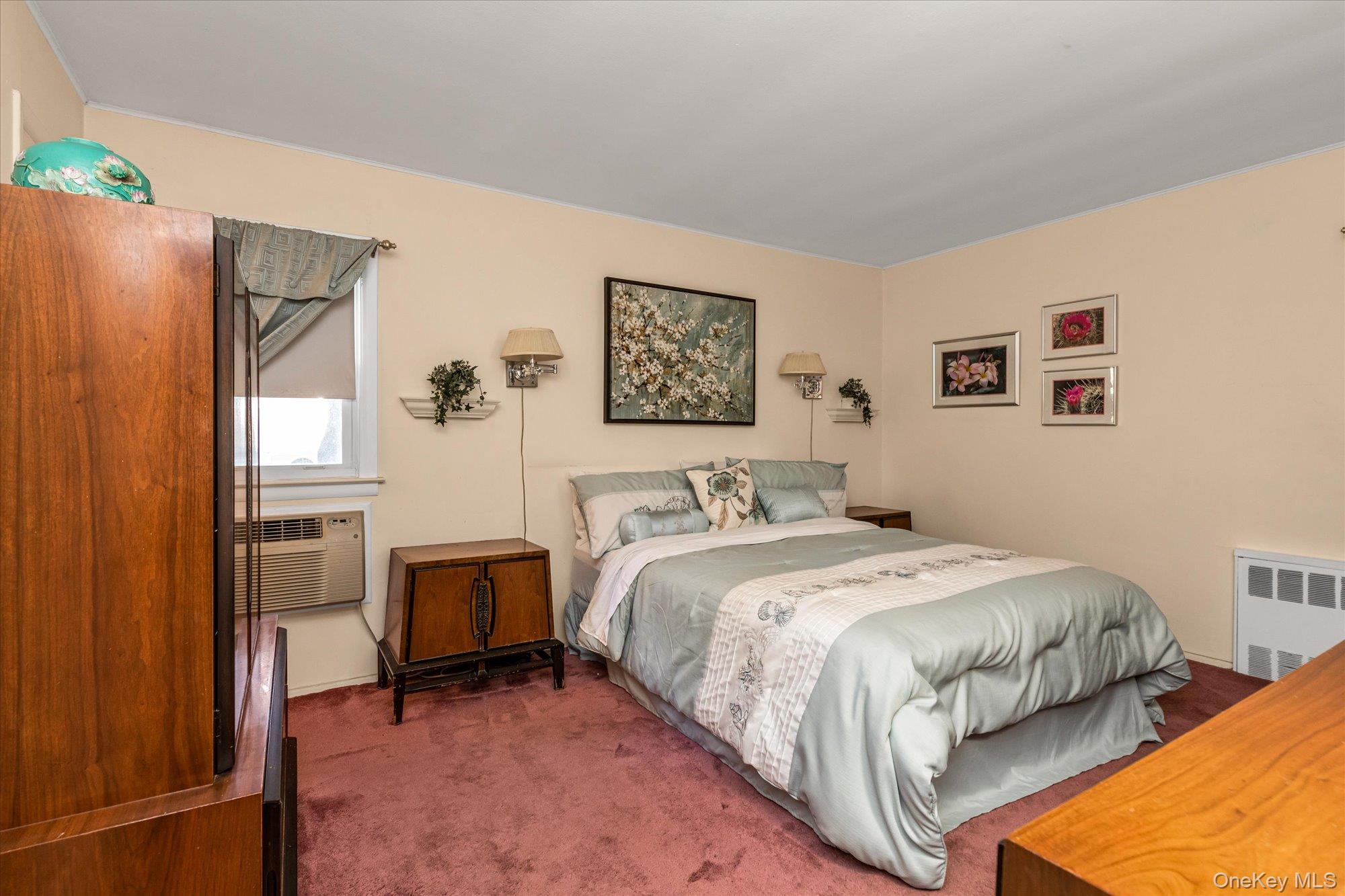 #13 photo, 5 Meroke Court, Huntington Station , NY 11746