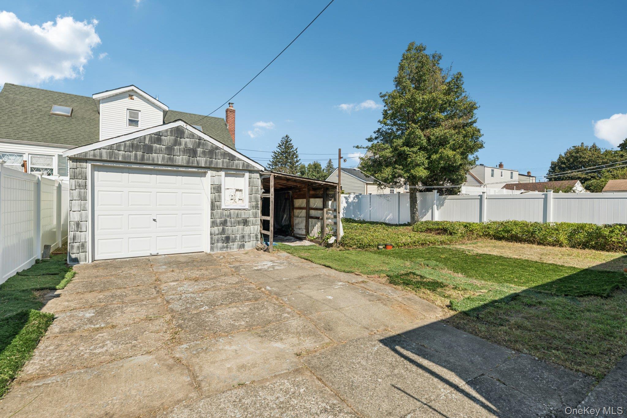 #19 photo, 178 Princess Street, ナッソー郡 Hicksville , NY 11801