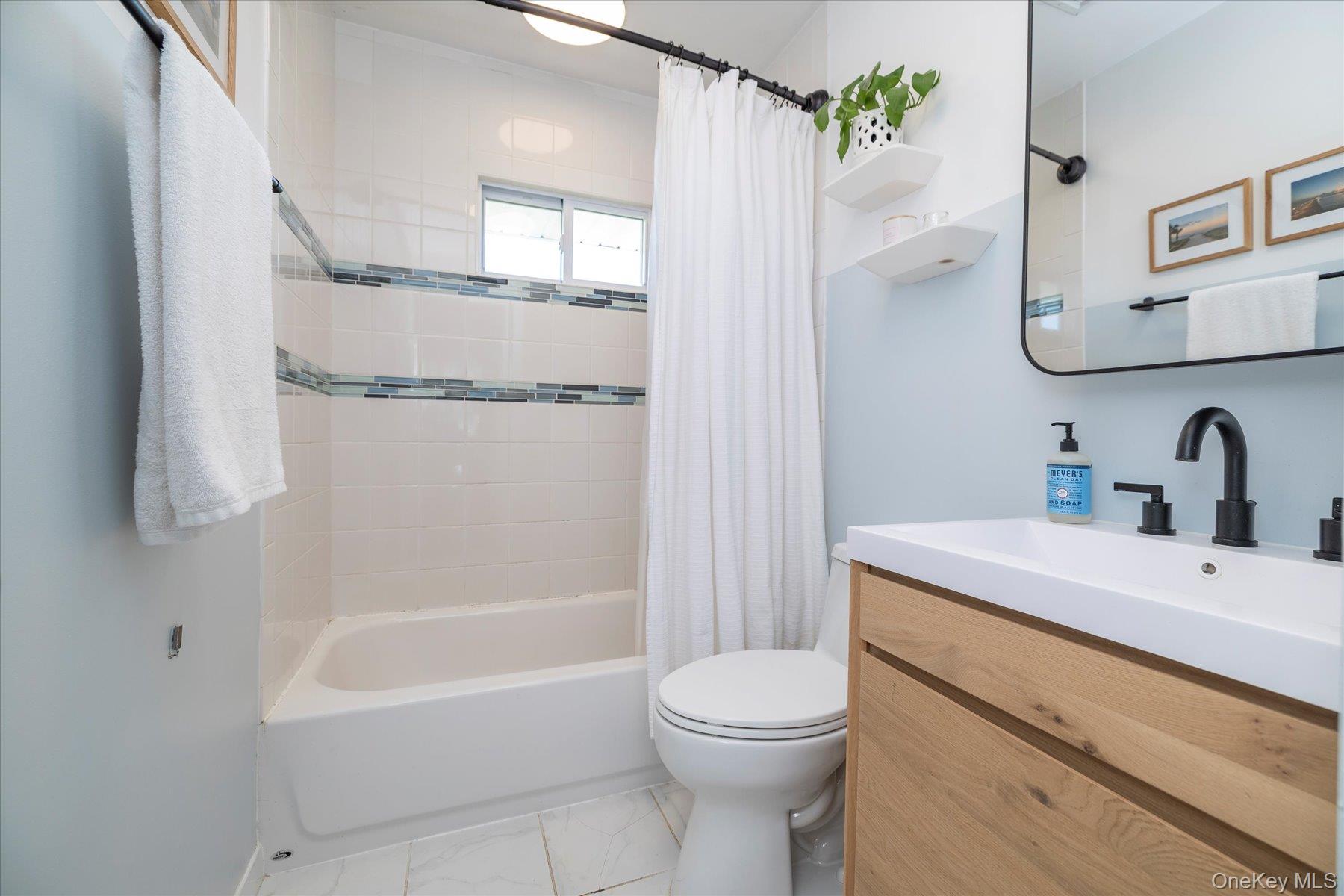 #12 photo, 68 Tyler Street, ナッソー郡 Freeport , NY 11520