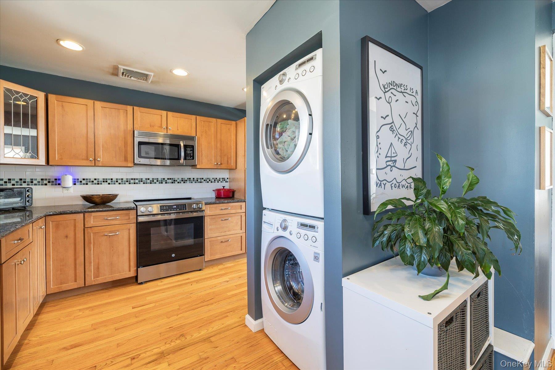 #9 photo, 68 Tyler Street, ナッソー郡 Freeport , NY 11520