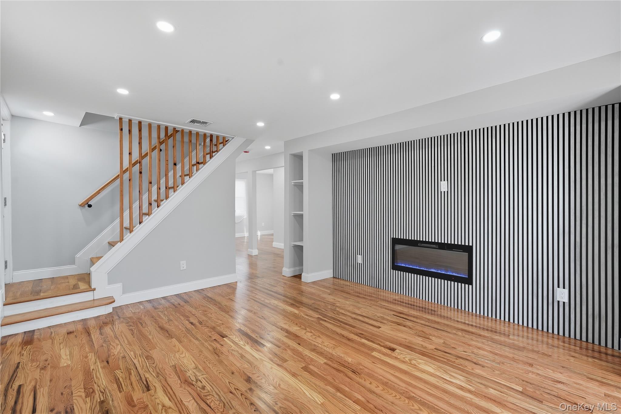 #13 photo, 45 Venetian Prom, サフォーク郡 Lindenhurst , NY 11757