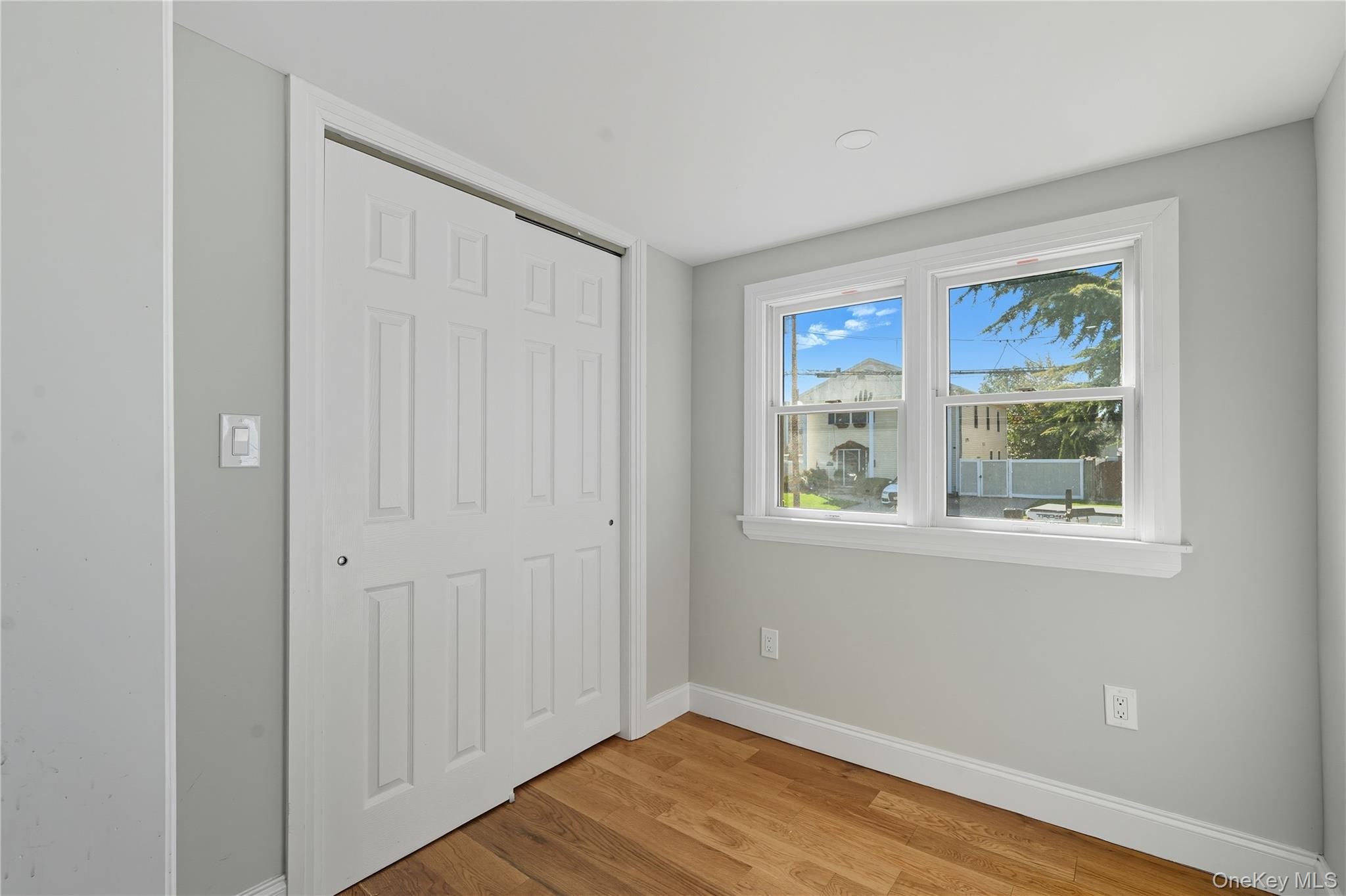 #15 photo, 45 Venetian Prom, サフォーク郡 Lindenhurst , NY 11757