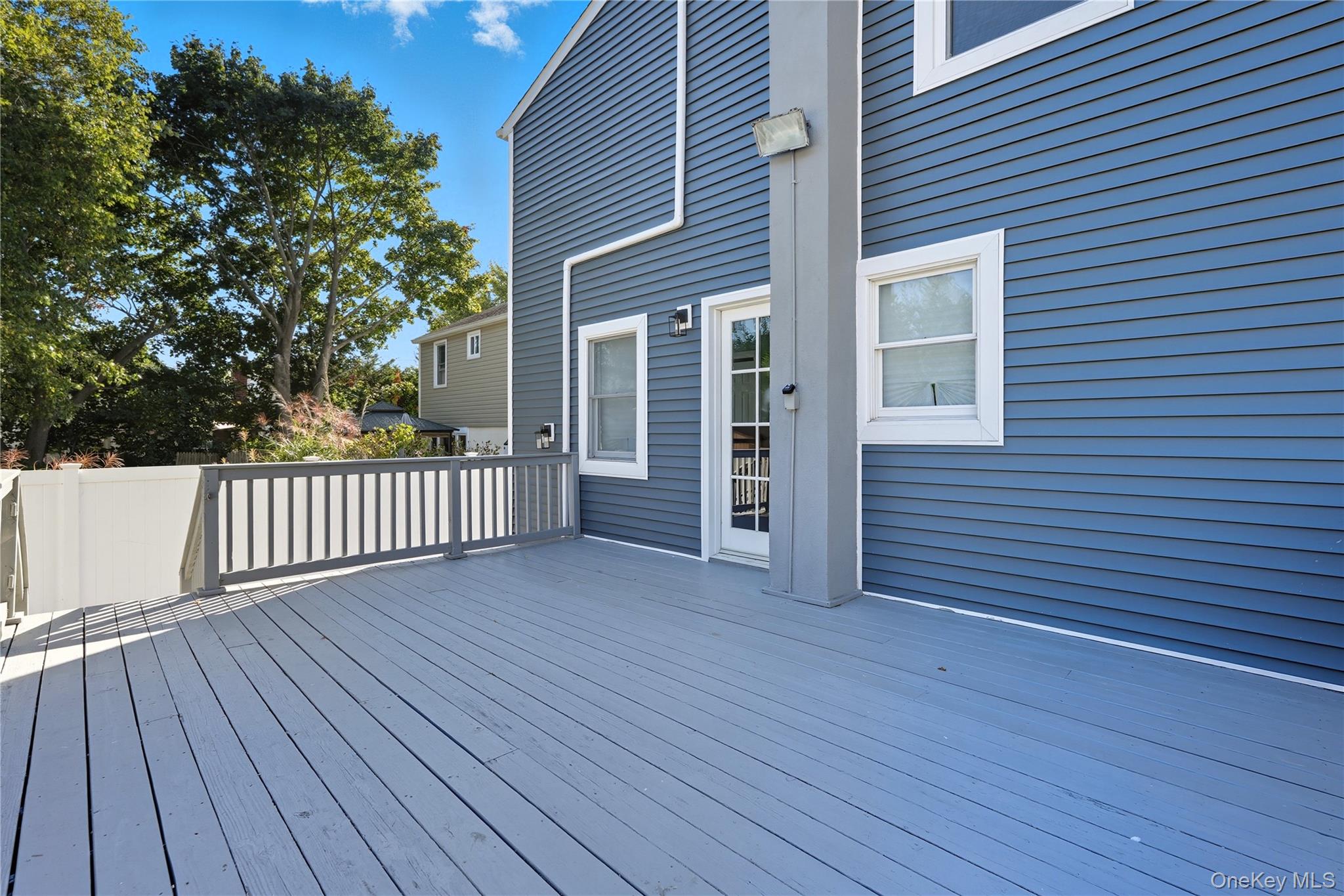 #7 photo, 45 Venetian Prom, サフォーク郡 Lindenhurst , NY 11757