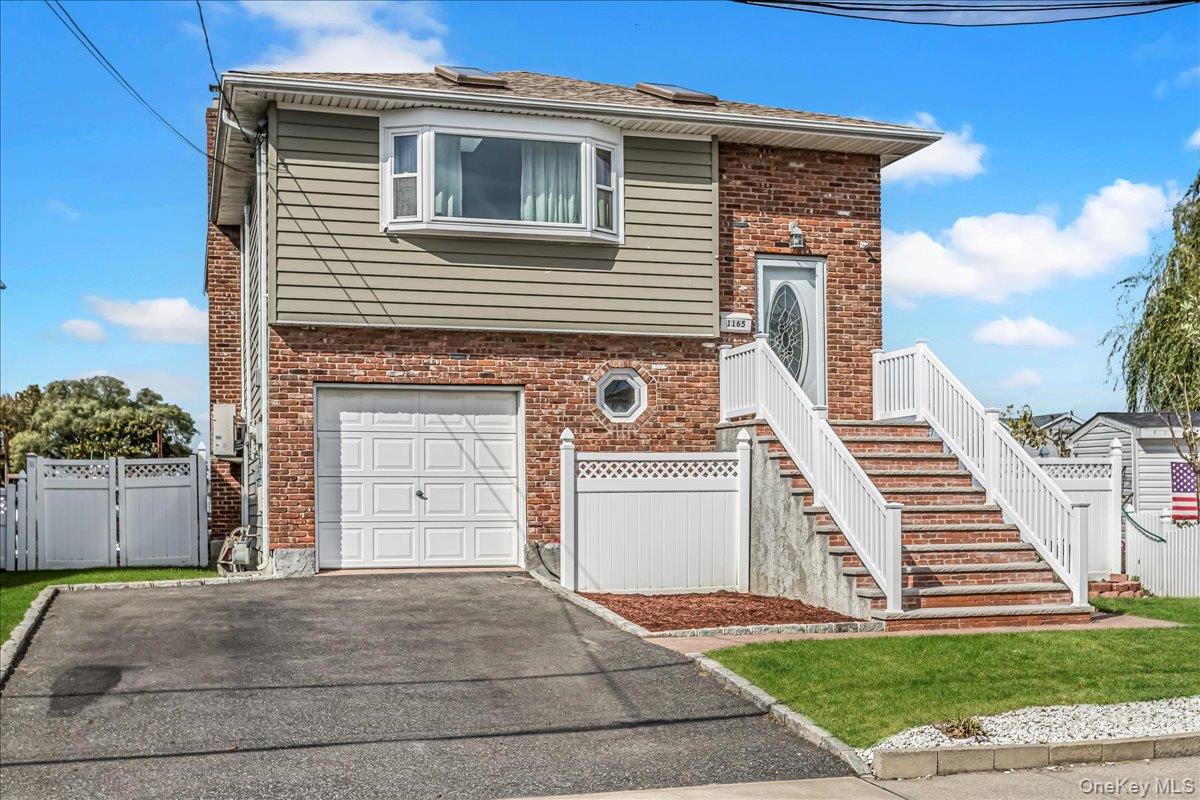 #1 photo, 1165 Hastings Circle, Baldwin Harbor , NY 11510