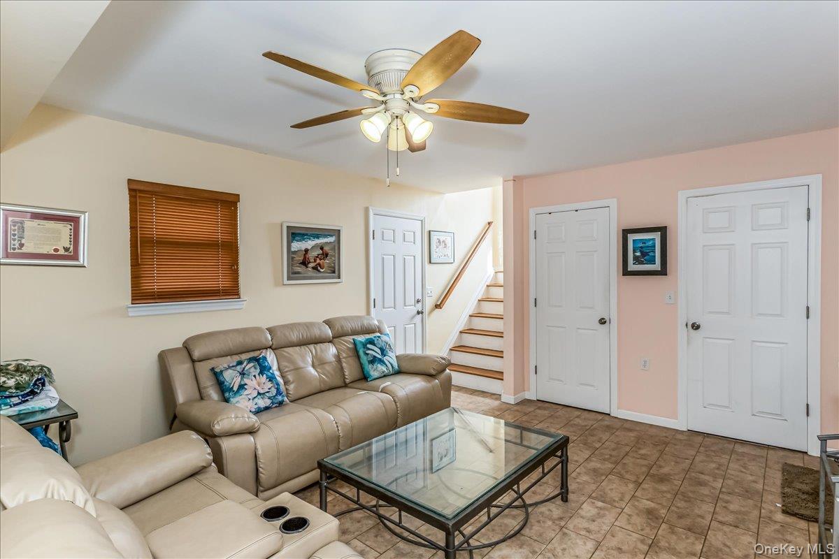 #13 photo, 1165 Hastings Circle, Baldwin Harbor , NY 11510