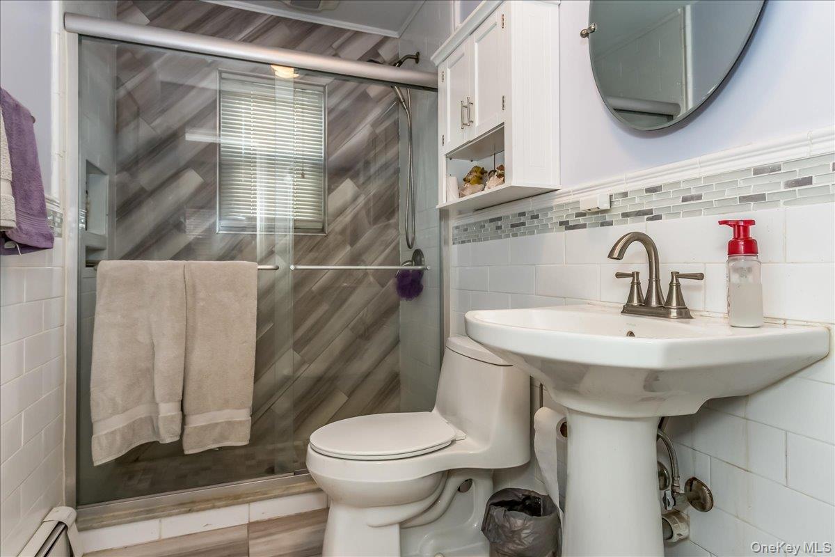 #16 photo, 1165 Hastings Circle, Baldwin Harbor , NY 11510