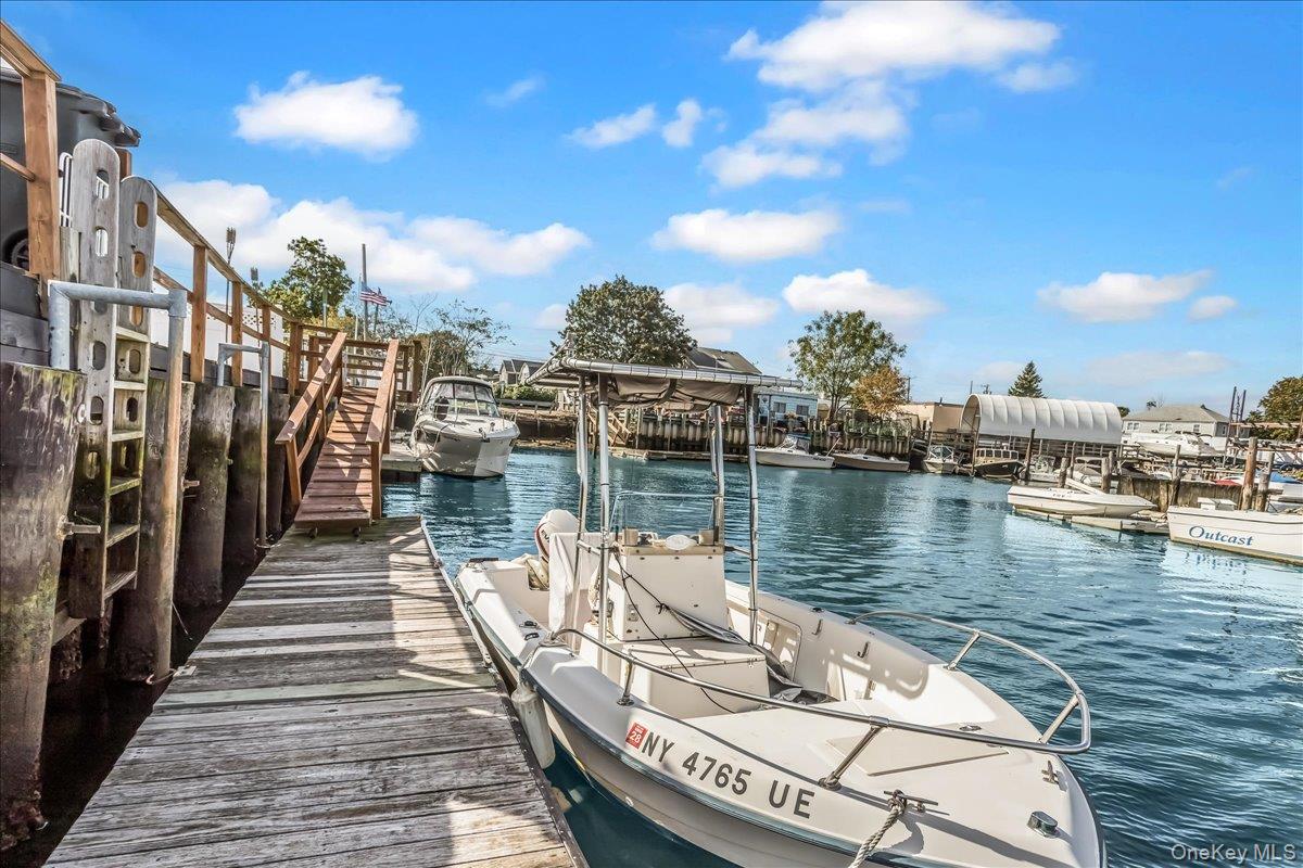 #20 photo, 1165 Hastings Circle, Baldwin Harbor , NY 11510