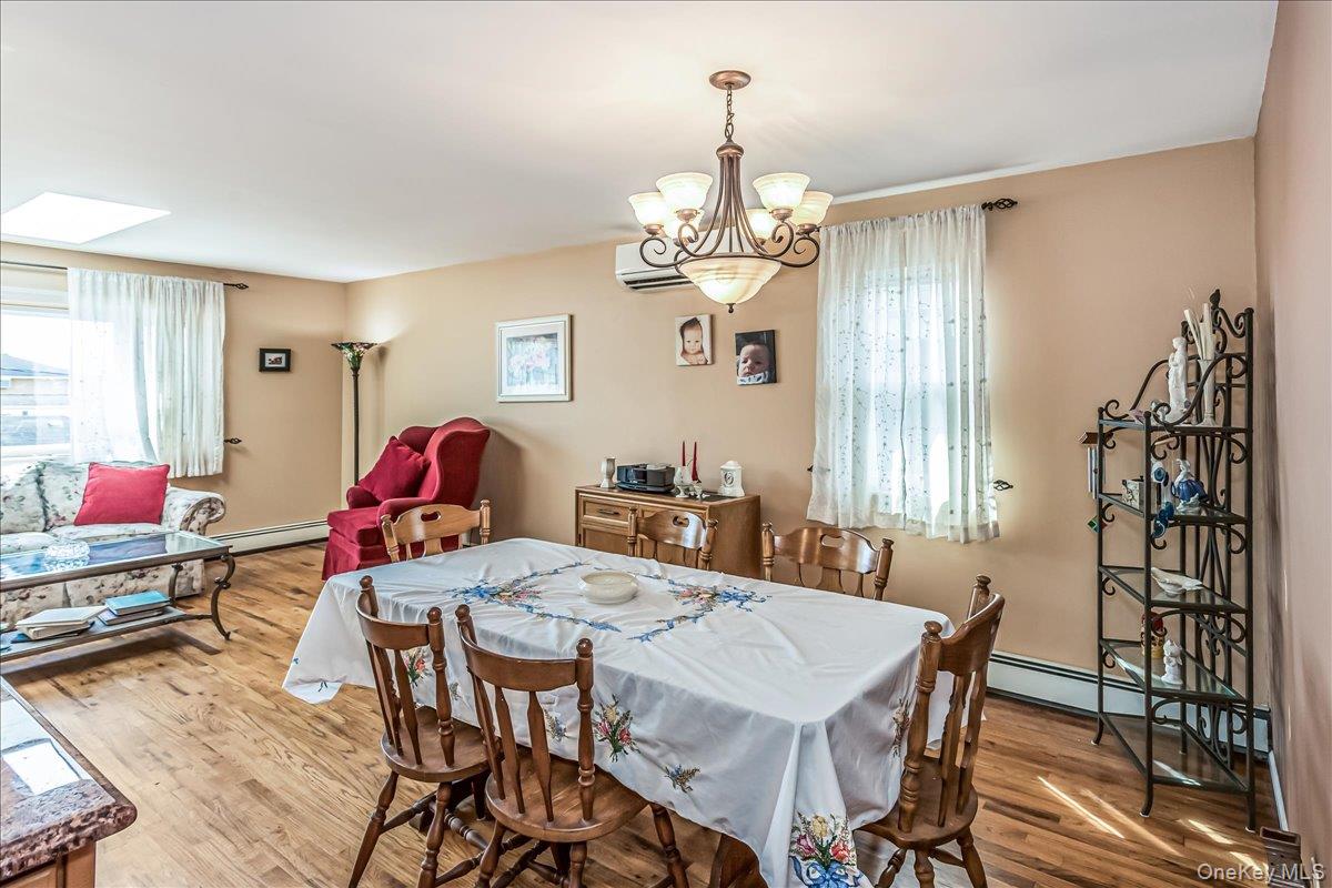 #5 photo, 1165 Hastings Circle, Baldwin Harbor , NY 11510