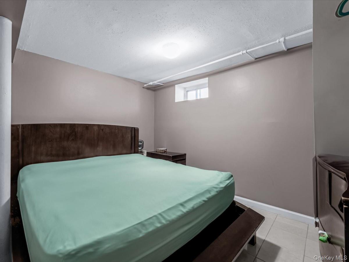 #16 photo, 200 W Marshall Street, ナッソー郡 Hempstead , NY 11550