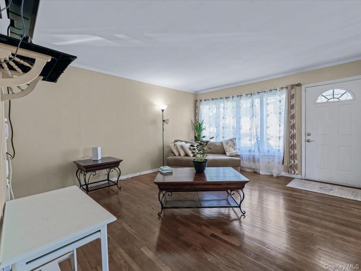 #4 photo, 200 W Marshall Street, ナッソー郡 Hempstead , NY 11550