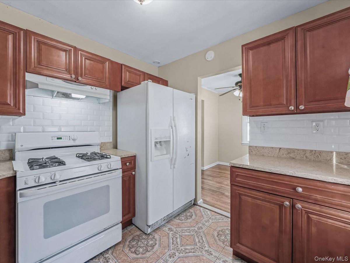 #8 photo, 200 W Marshall Street, ナッソー郡 Hempstead , NY 11550