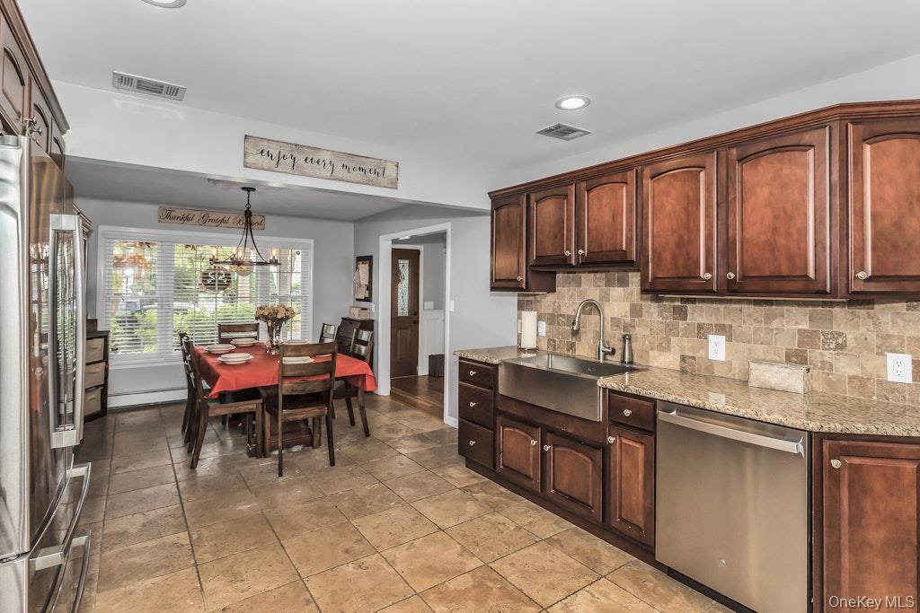 #11 photo, 159 Soundview Drive, Port Washington , NY 11050