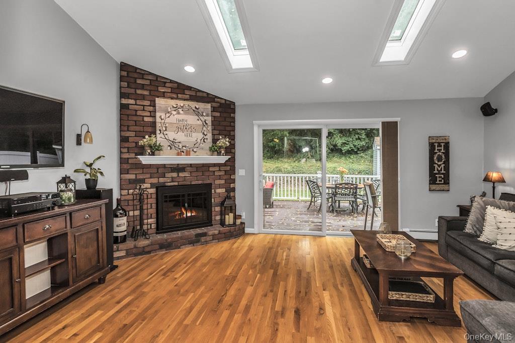 #4 photo, 159 Soundview Drive, Port Washington , NY 11050