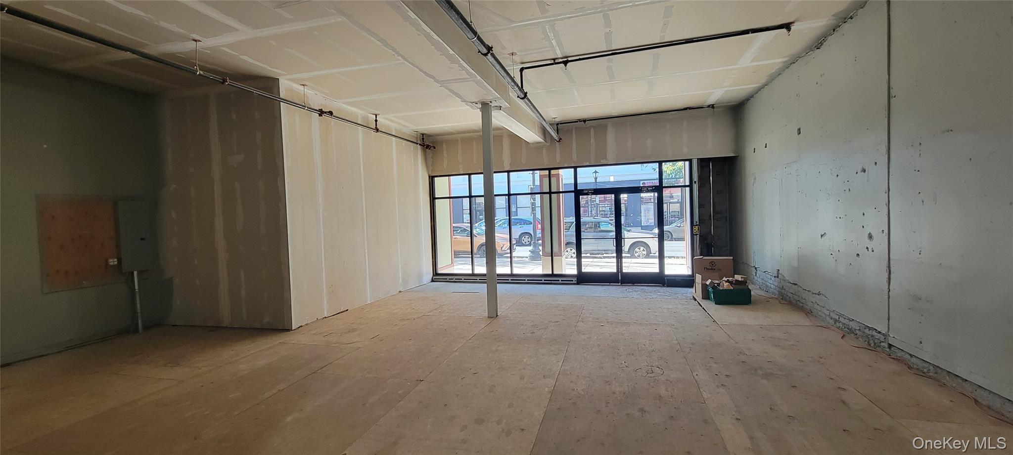 #4 photo, 337 Main Street, Poughkeepsie , NY 12601