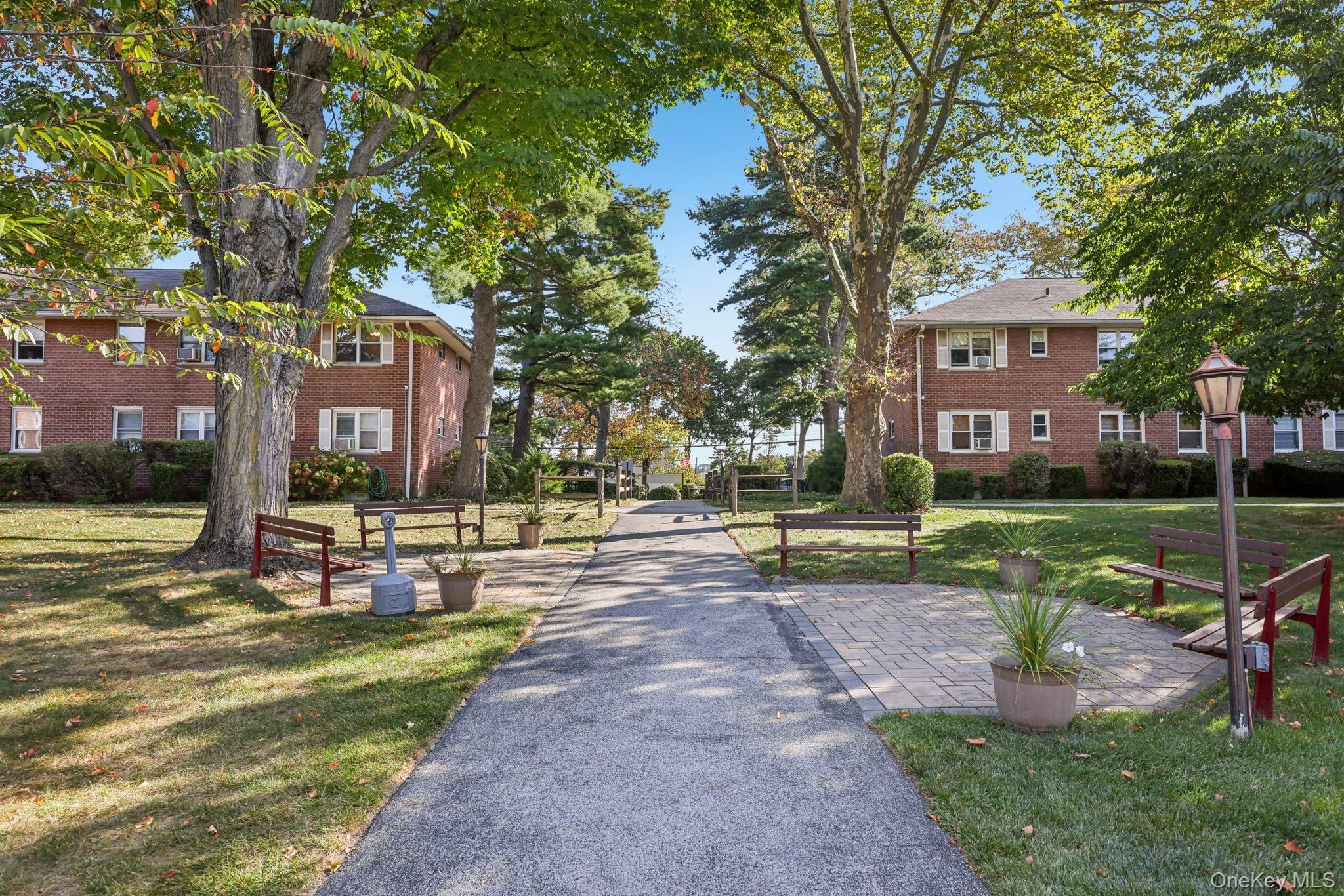 #1 photo, 121 N Broadway, 纽约州 White Plains , NY 10603