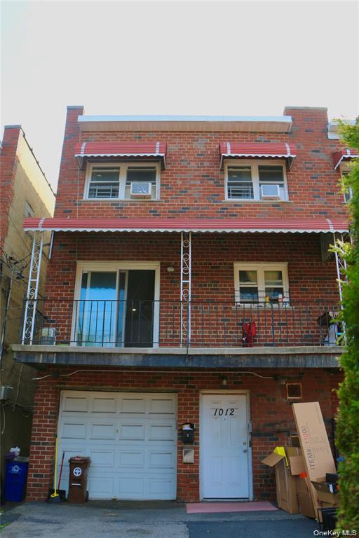 #1 photo, 1012 E 233rd Street, Bronx , NY 10466