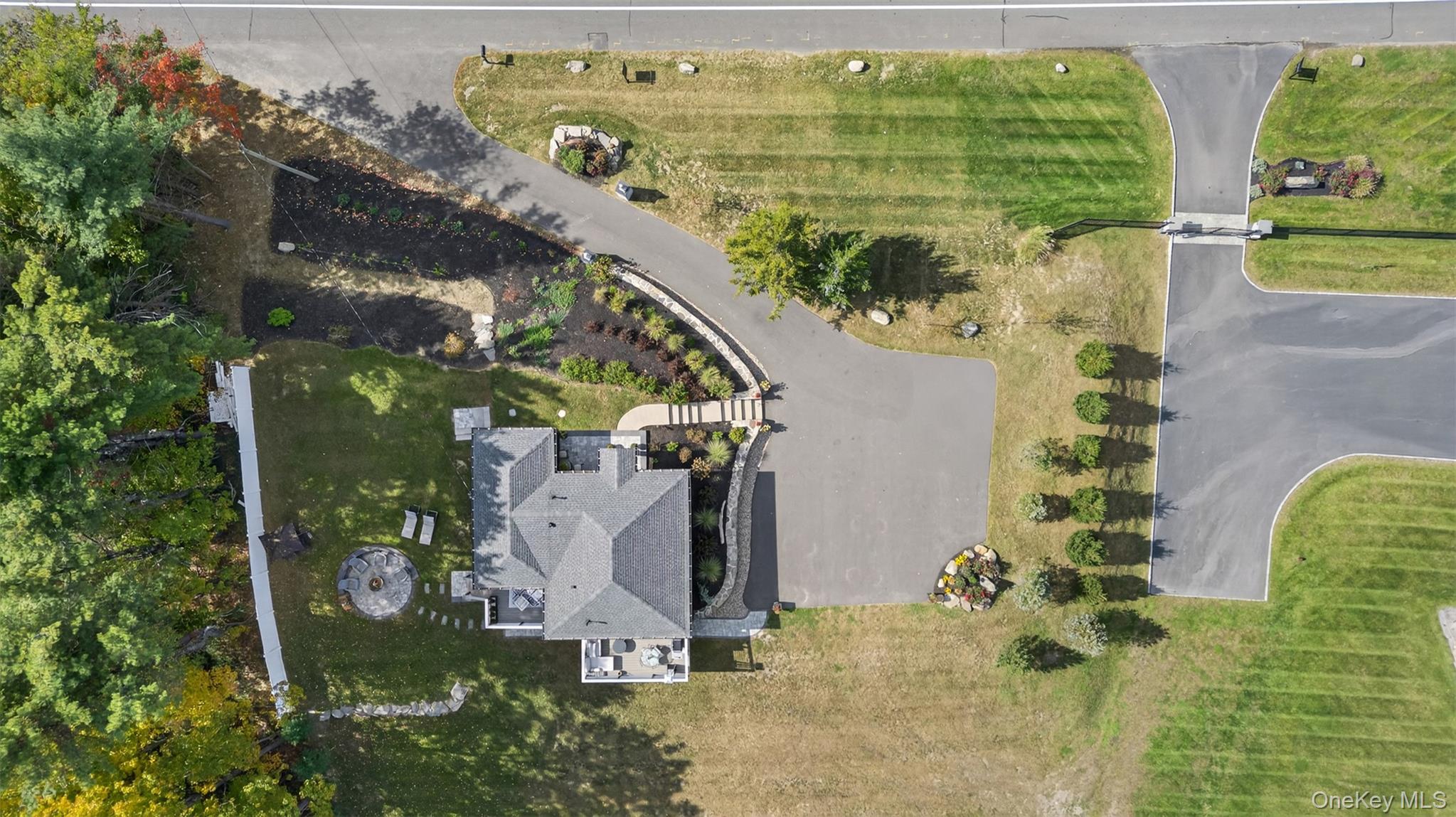 #4 photo, 1568 Route 9W, Marlboro , NY 12542