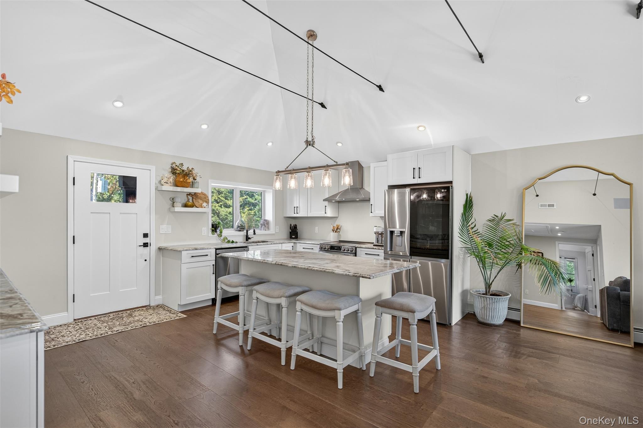 #5 photo, 1568 Route 9W, Marlboro , NY 12542