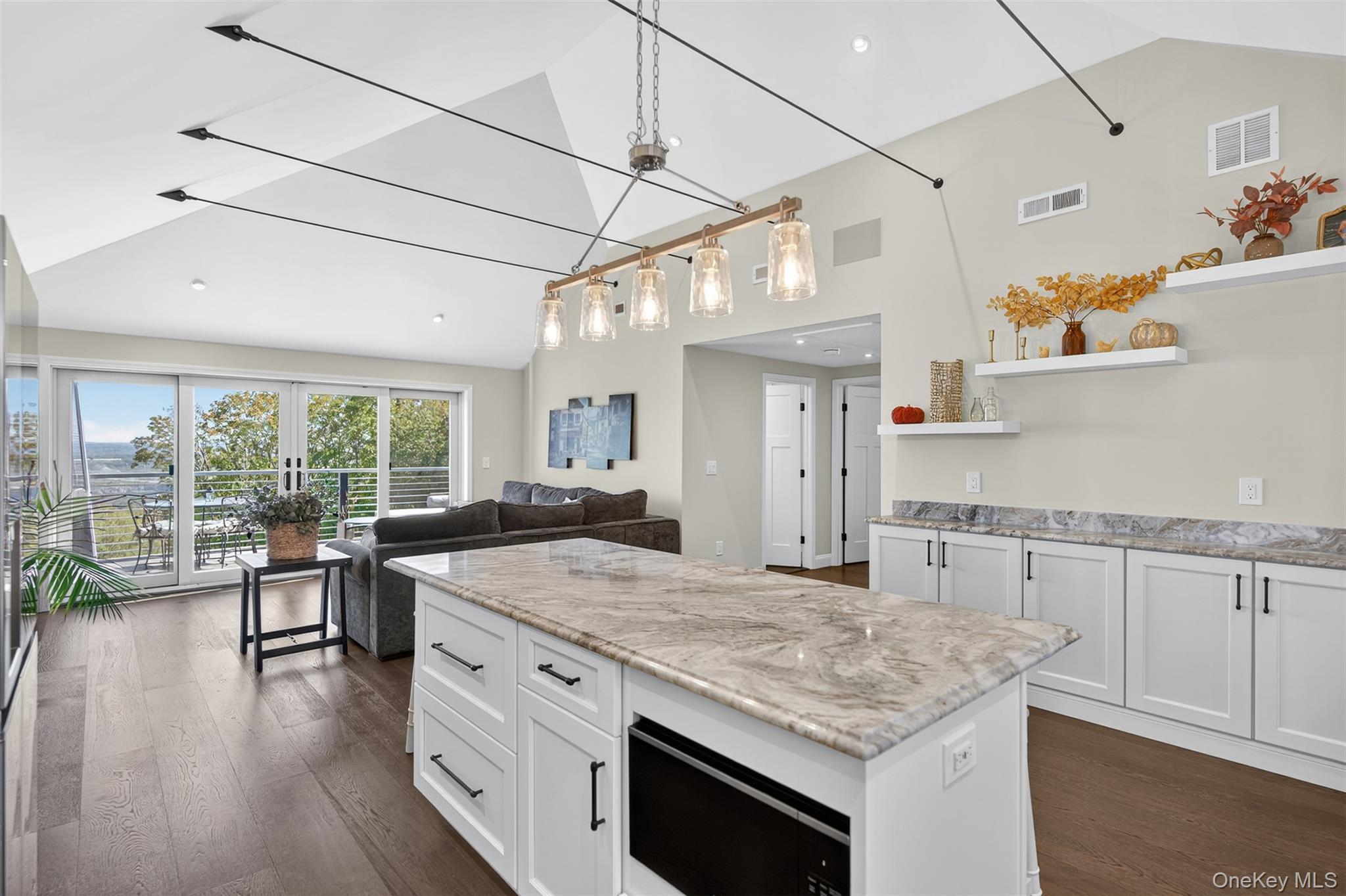 #7 photo, 1568 Route 9W, Marlboro , NY 12542