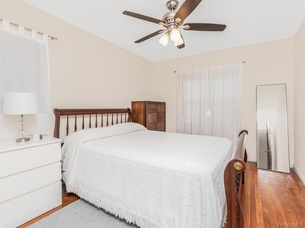 #9 photo, 1863 Williamsbridge Road, Bronx , NY 10461