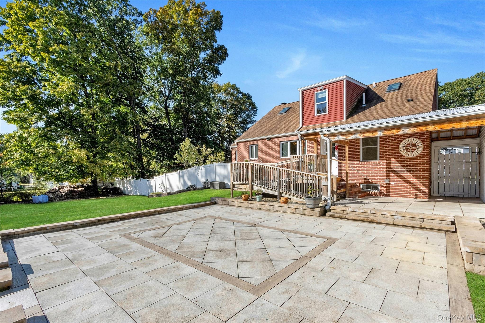 #15 photo, 10 Lakeview Avenue, Poughkeepsie , NY 12601