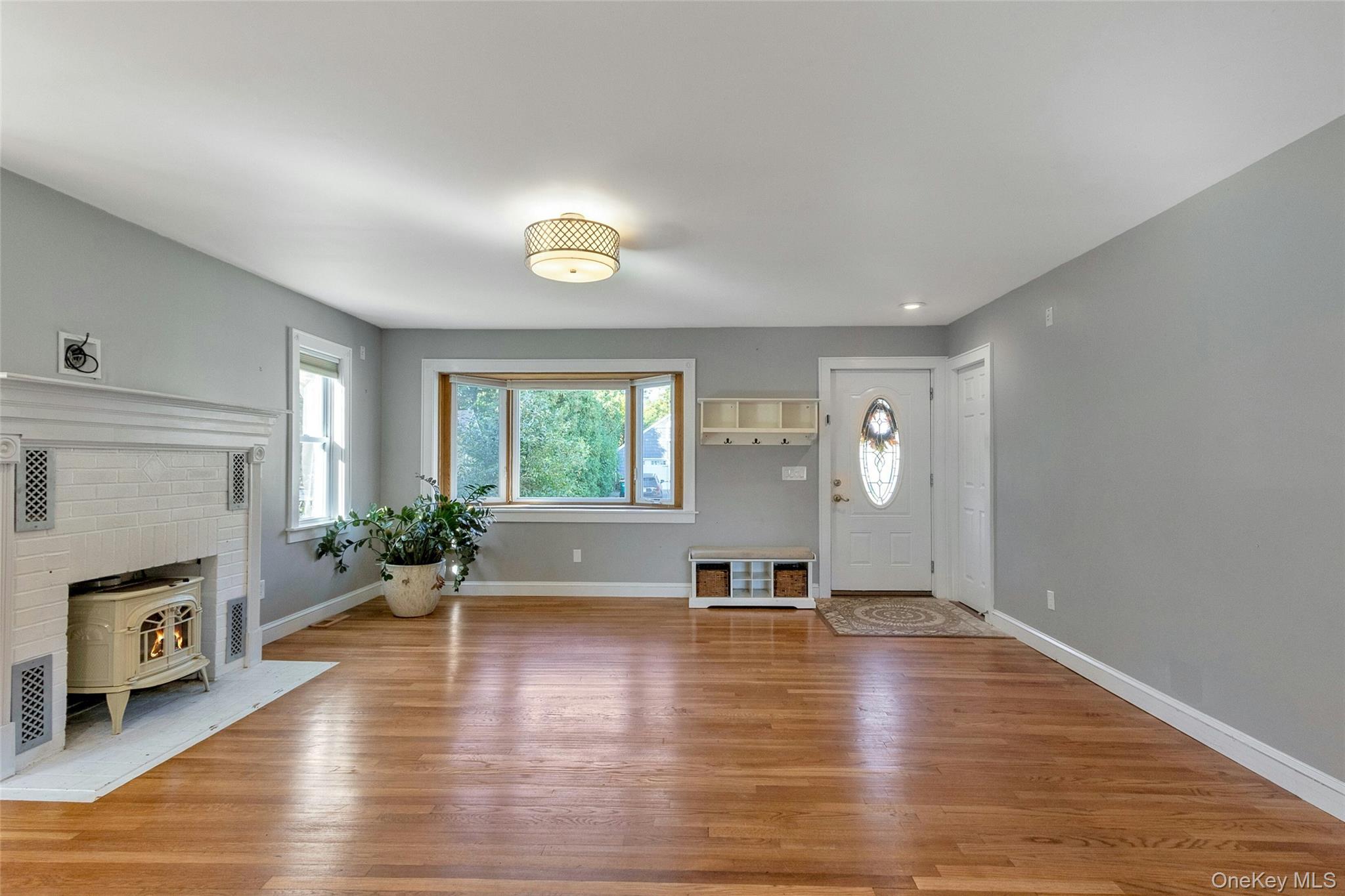 #5 photo, 10 Lakeview Avenue, Poughkeepsie , NY 12601