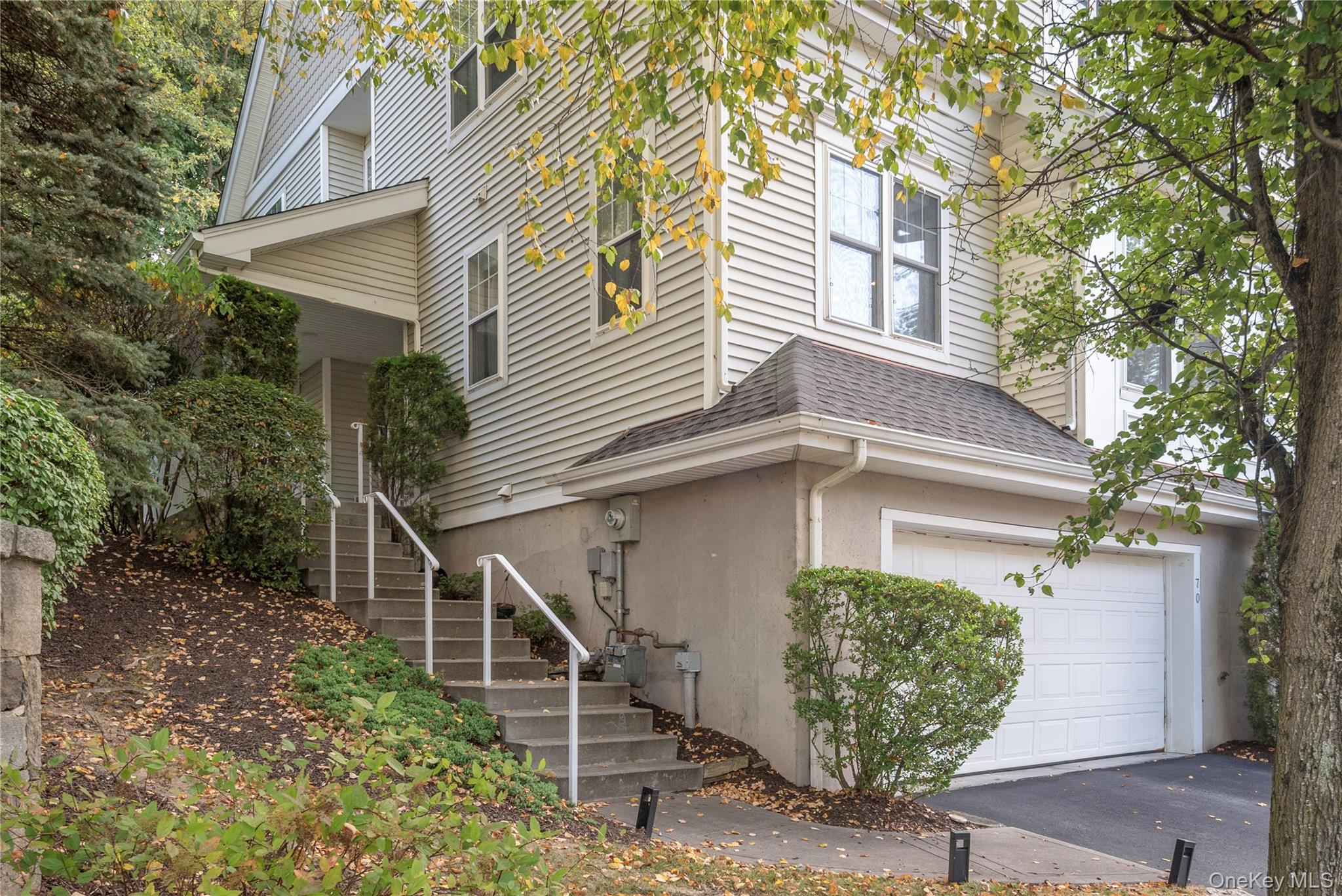 #1 photo, 70 Briarbrook Drive, Briarcliff Manor , NY 10510