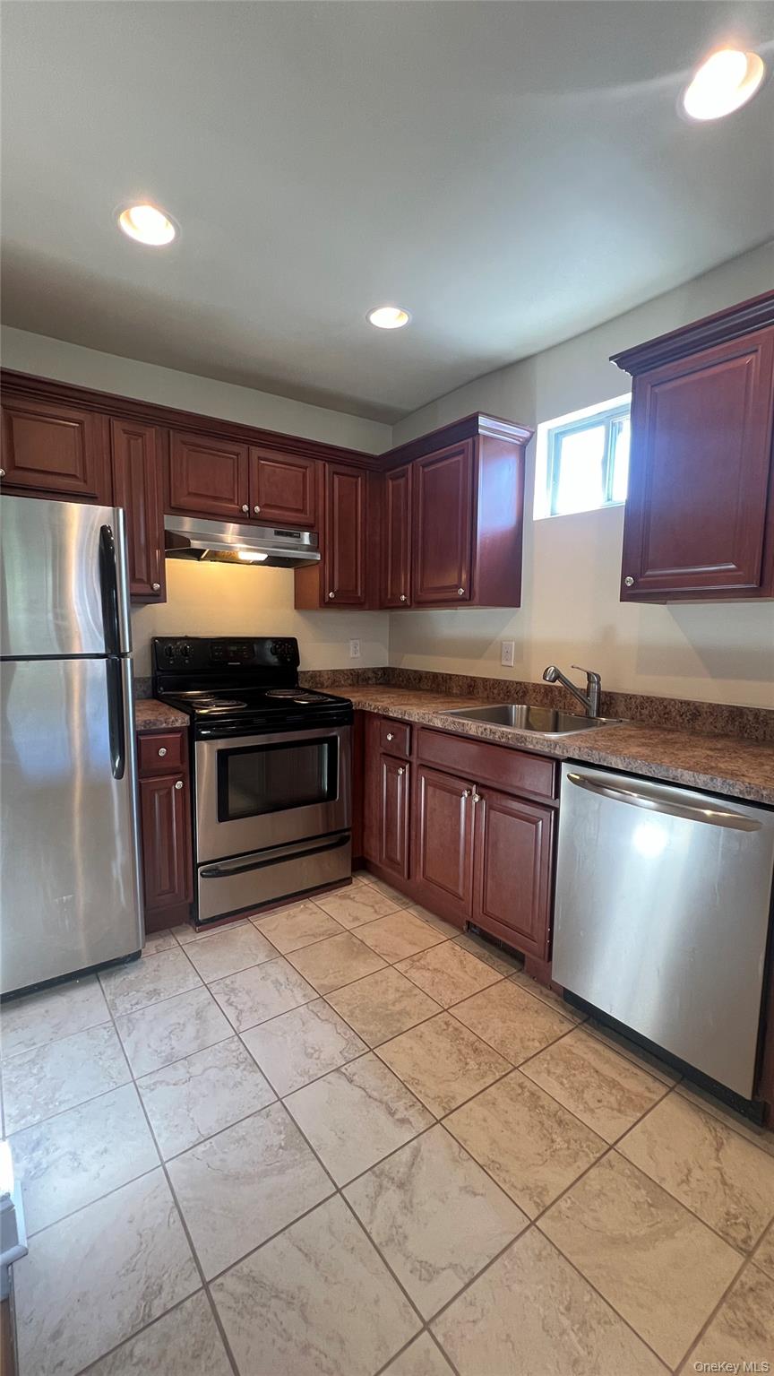 #5 photo, 44 E Main Street, Beacon , NY 12508