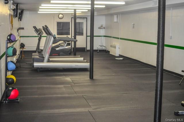 #15 photo, 18 Glen Hollow Drive, サフォーク郡 Holtsville , NY 11742