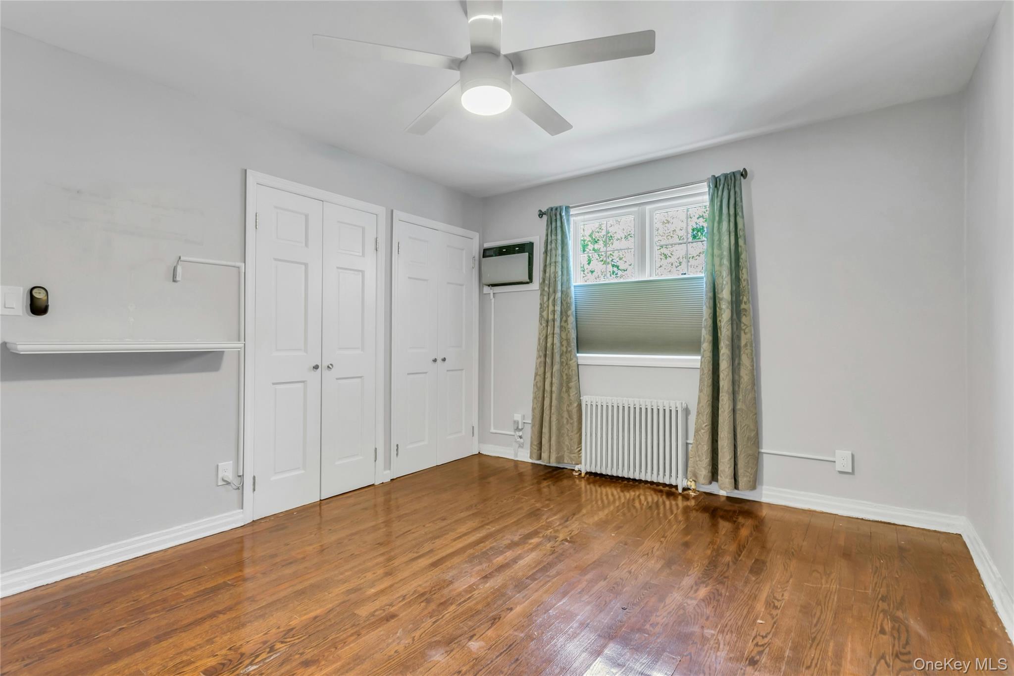 #12 photo, 67-44 224th Street, クイーンズ区 Oakland Gardens , NY 11364