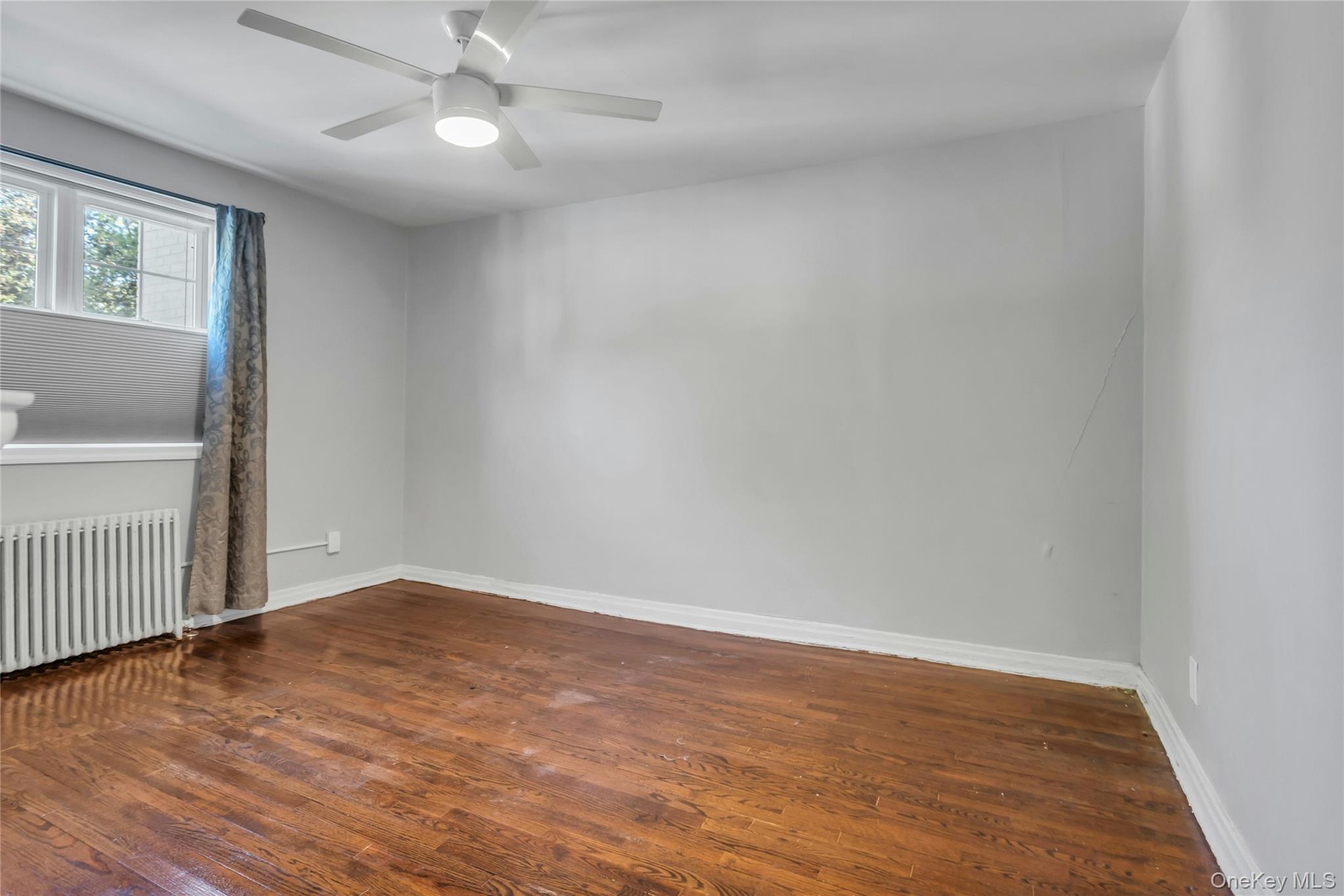 #13 photo, 67-44 224th Street, クイーンズ区 Oakland Gardens , NY 11364