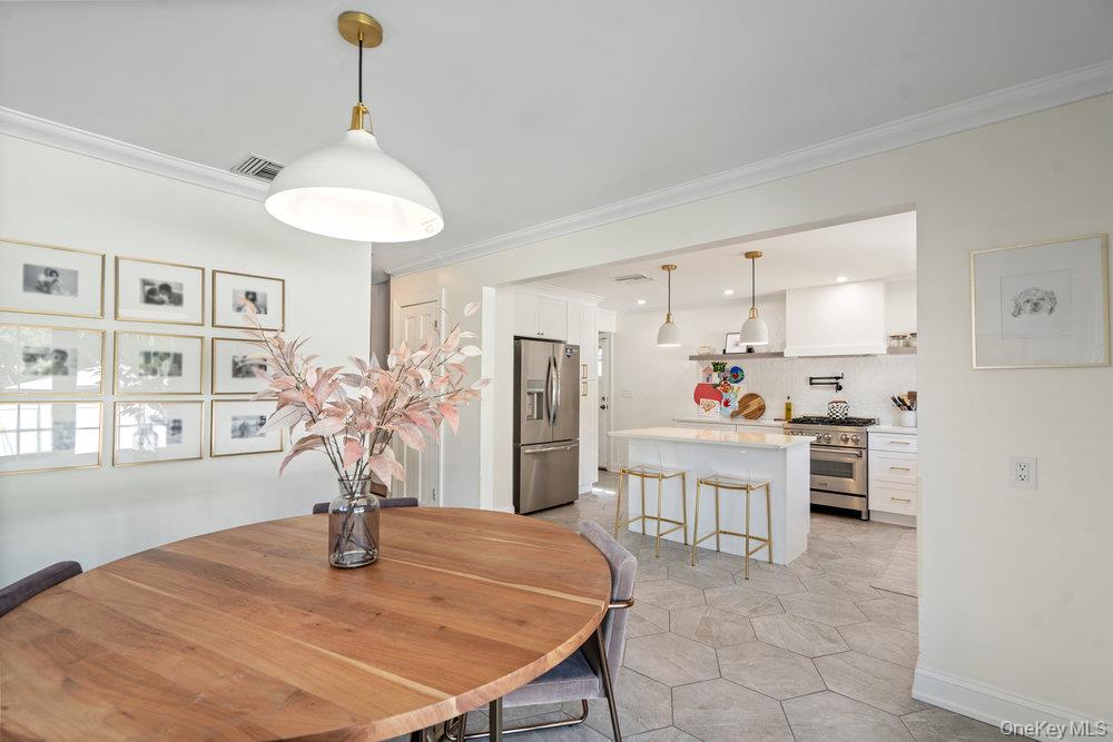 #19 photo, 116 Sperry Boulevard Boulevard, New Hyde Park , NY 11040